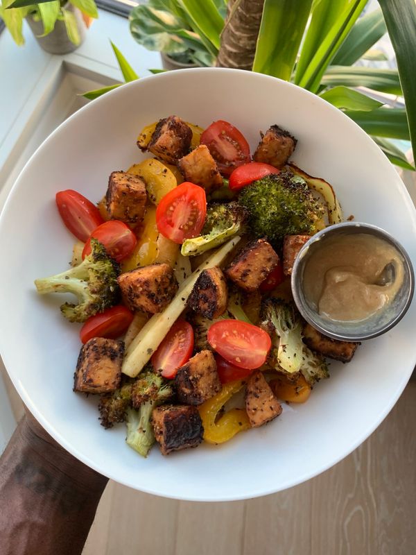 Roasted tempeh veg bowl